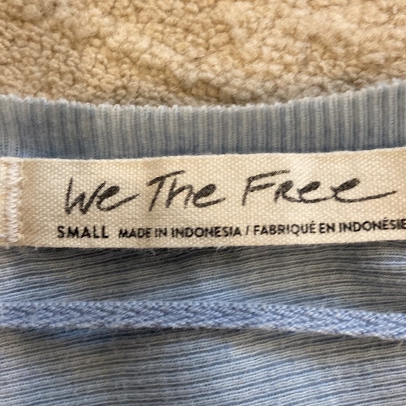 Free People We The Free Catch waves tee dreamy clouds Small !!! - Picture 7 of 7